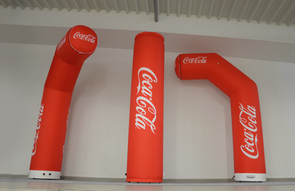 Cancello gonfiabile pubblicitario AXION cliente Coca-Cola