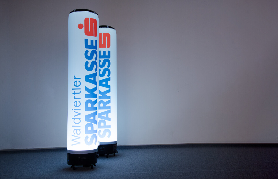 TUBO Totem gonfiabile personalizzato AXION